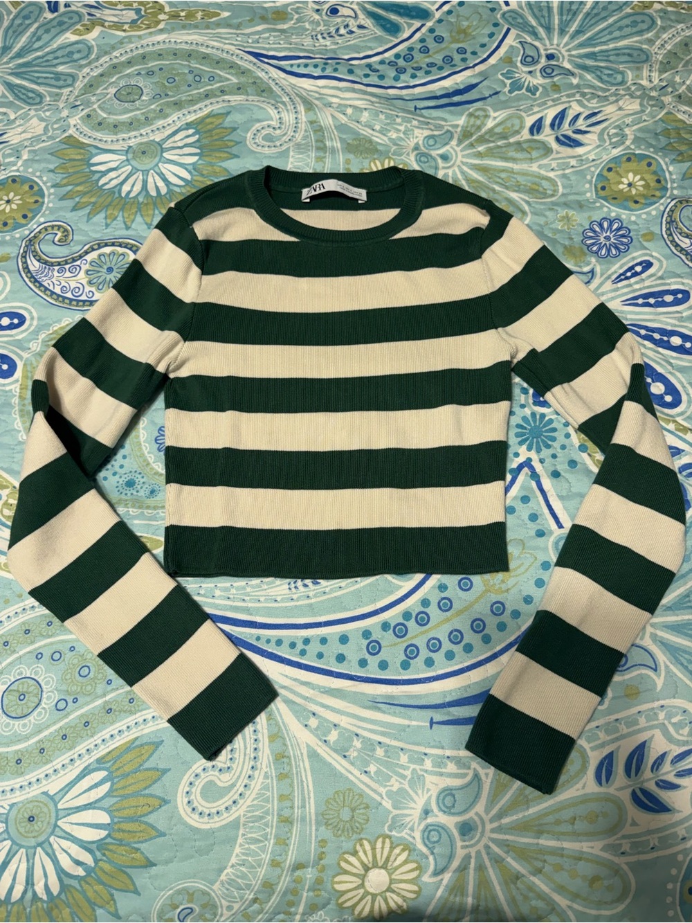 Zara Green & Cream Cropped Striped Crew Sweater